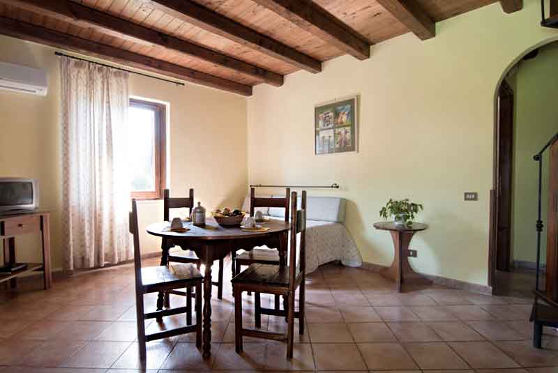 Soggiorno degli appartamenti per vacanze vicino Roma